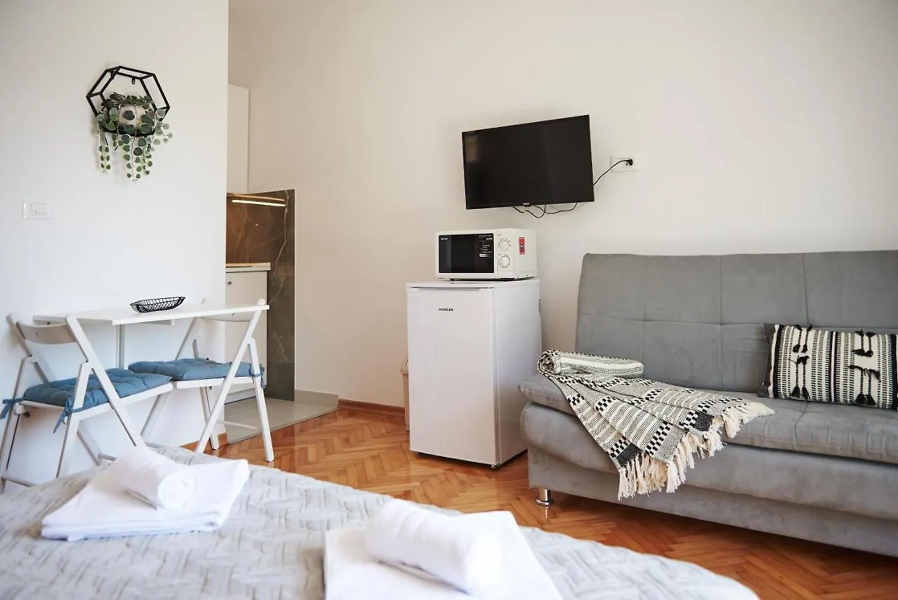 Apartment Apartmani Draga Trogir Croatia